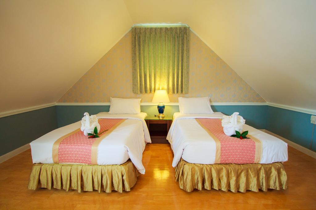 Brookside Valley Resort Rayong Dış mekan fotoğraf