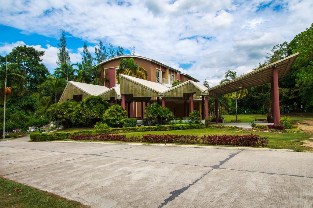 Brookside Valley Resort Rayong Dış mekan fotoğraf