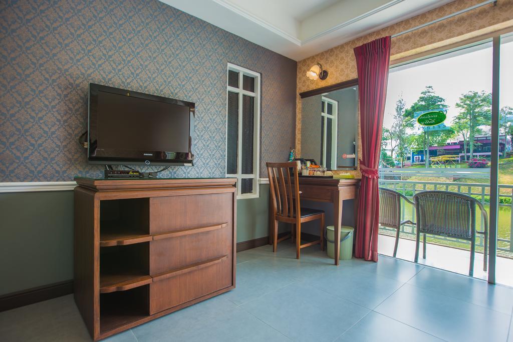 Brookside Valley Resort Rayong Dış mekan fotoğraf