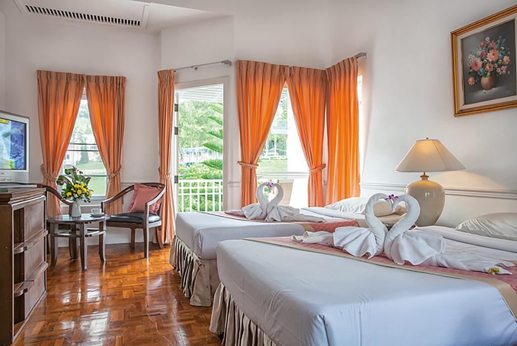 Brookside Valley Resort Rayong Dış mekan fotoğraf